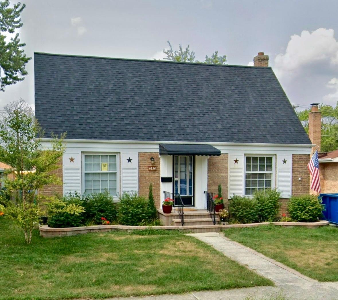 1636 Manchester Ave., Westchester, IL 60154