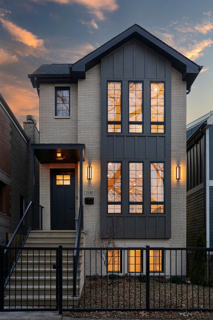 [Address Hidden by Seller], Chicago, IL 60618