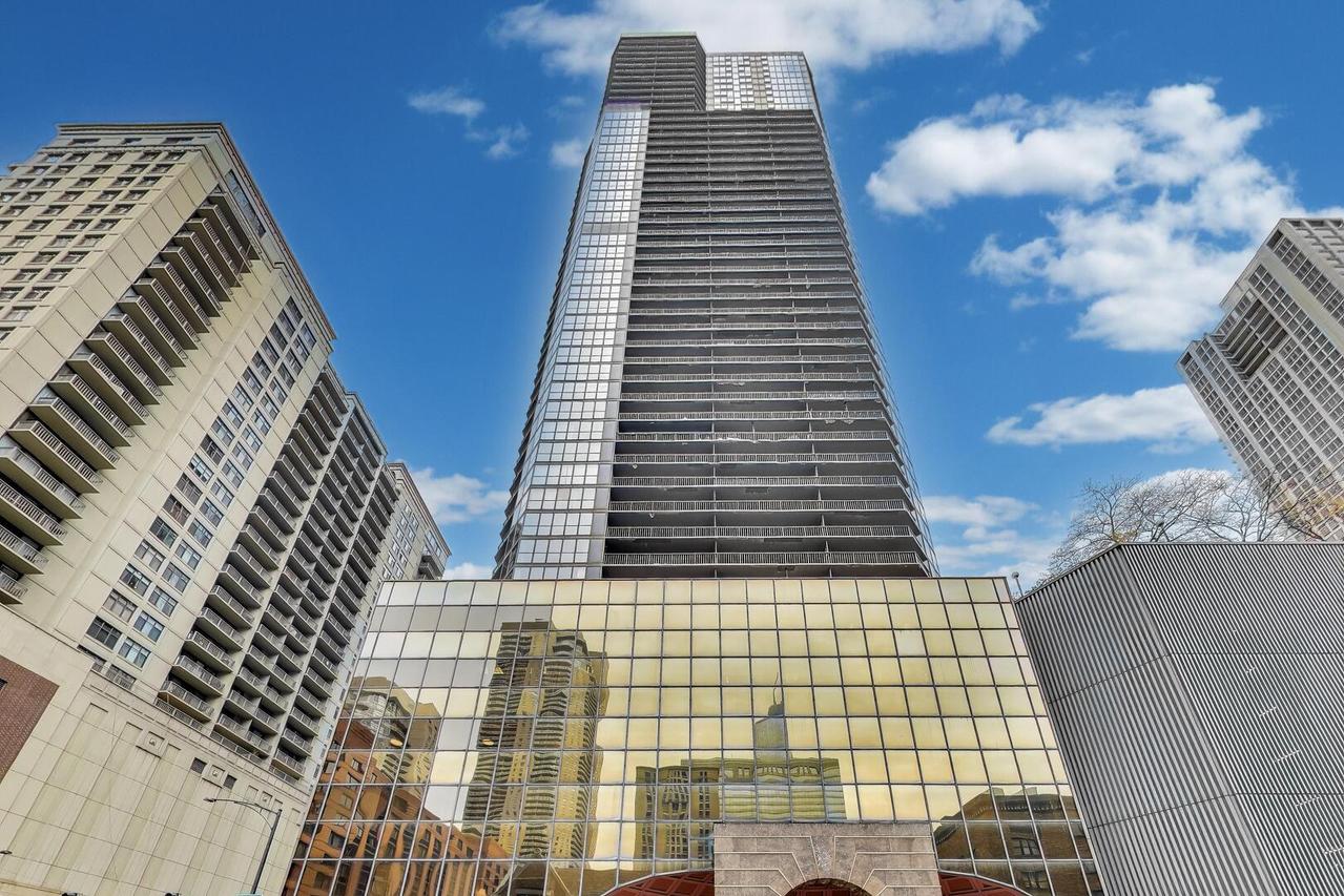 10 E Ontario St. #1303, Chicago, IL 60611