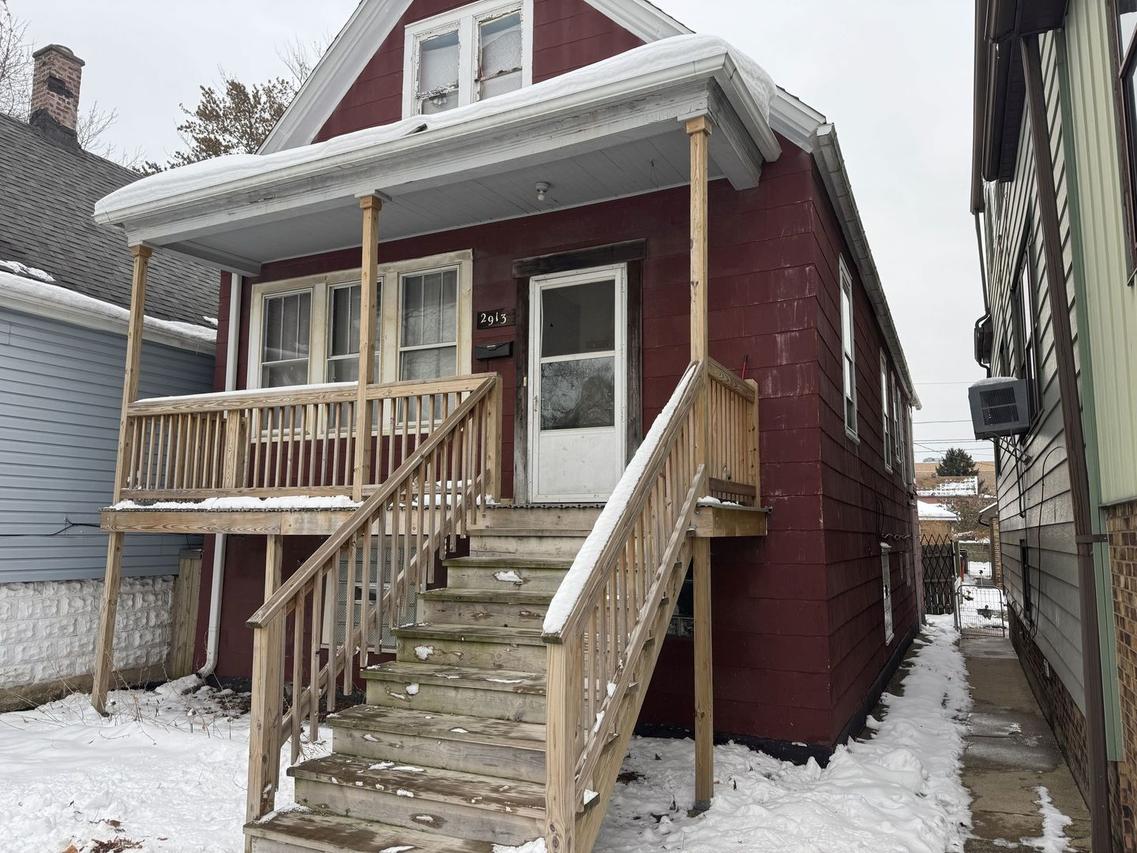 2913 E 97th St., Chicago, IL 60617