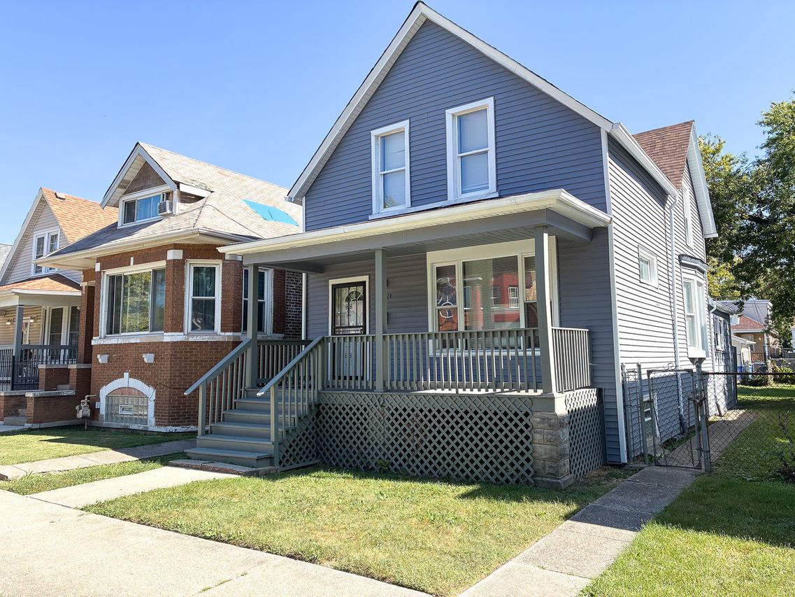 8521 S Carpenter St., Chicago, IL 60620