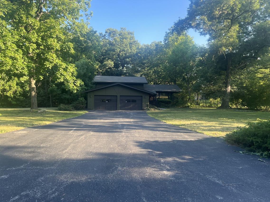 2337 Valley View Ln., Park Forest, IL 60466