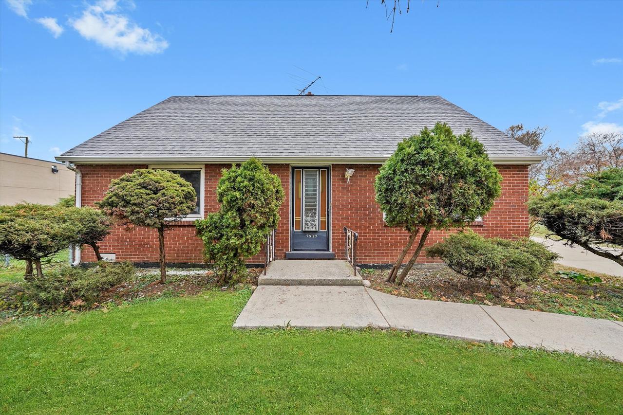 [Address Hidden by Seller], Justice, IL 60458