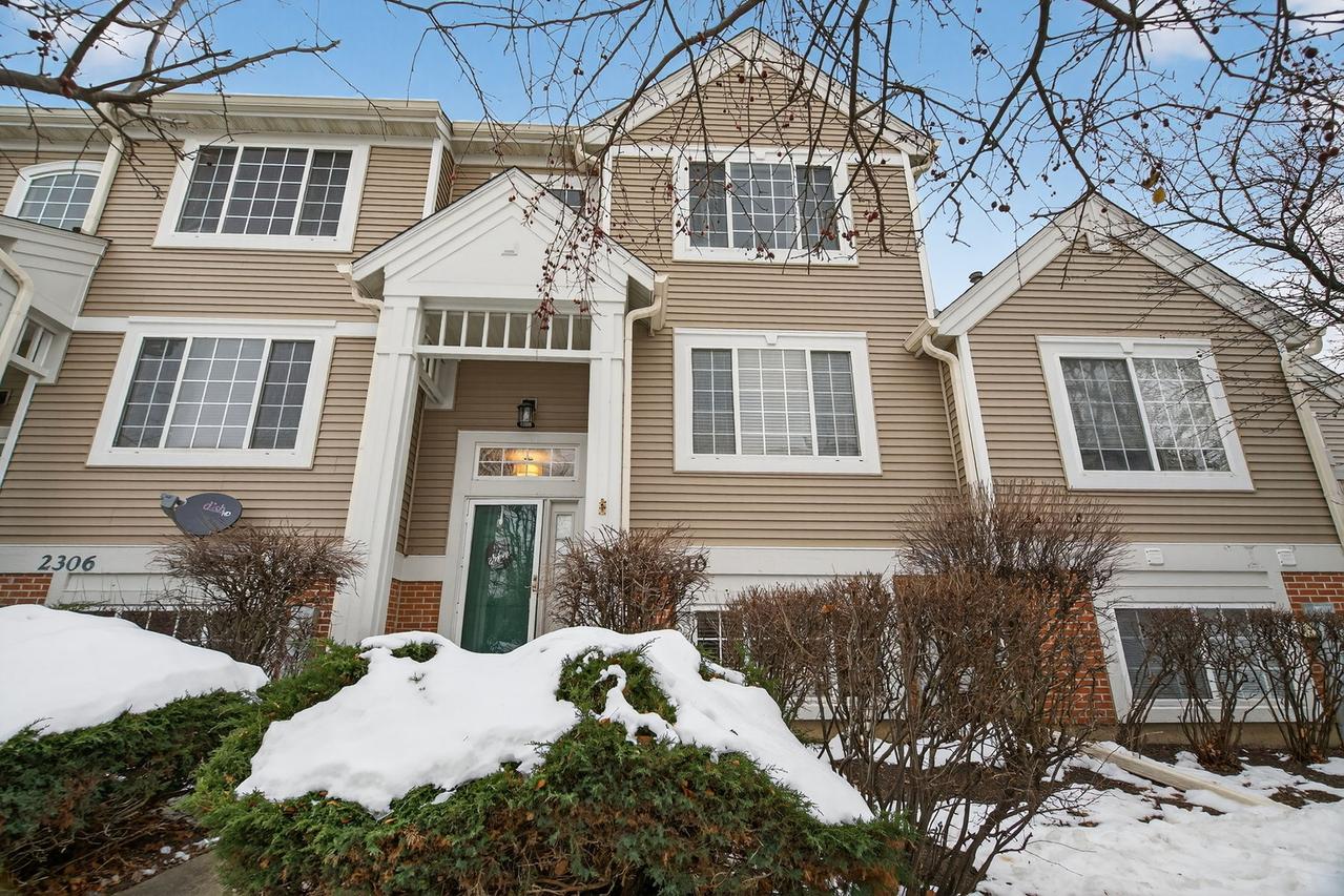 2310 Twilight Dr., Aurora, IL 60503