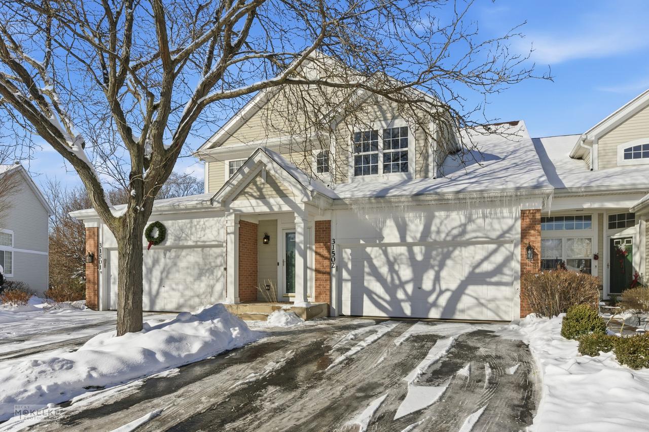 31502 Kline Cir., Warrenville, IL 60555