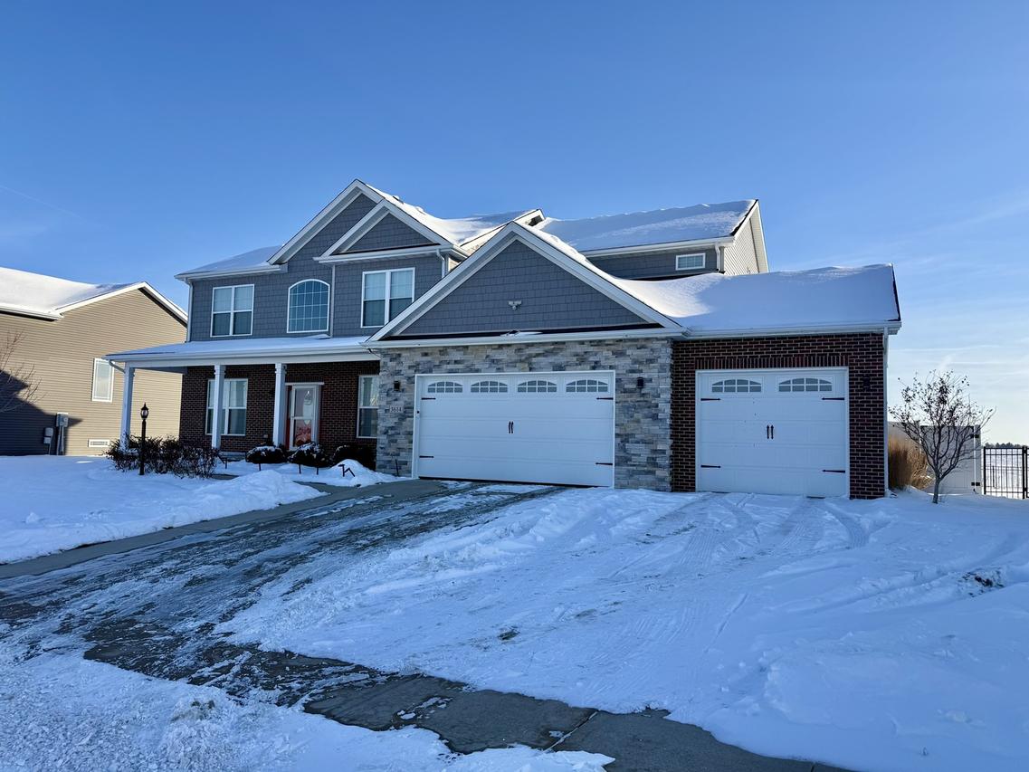 3614 Freedom Blvd., Champaign, IL 61822