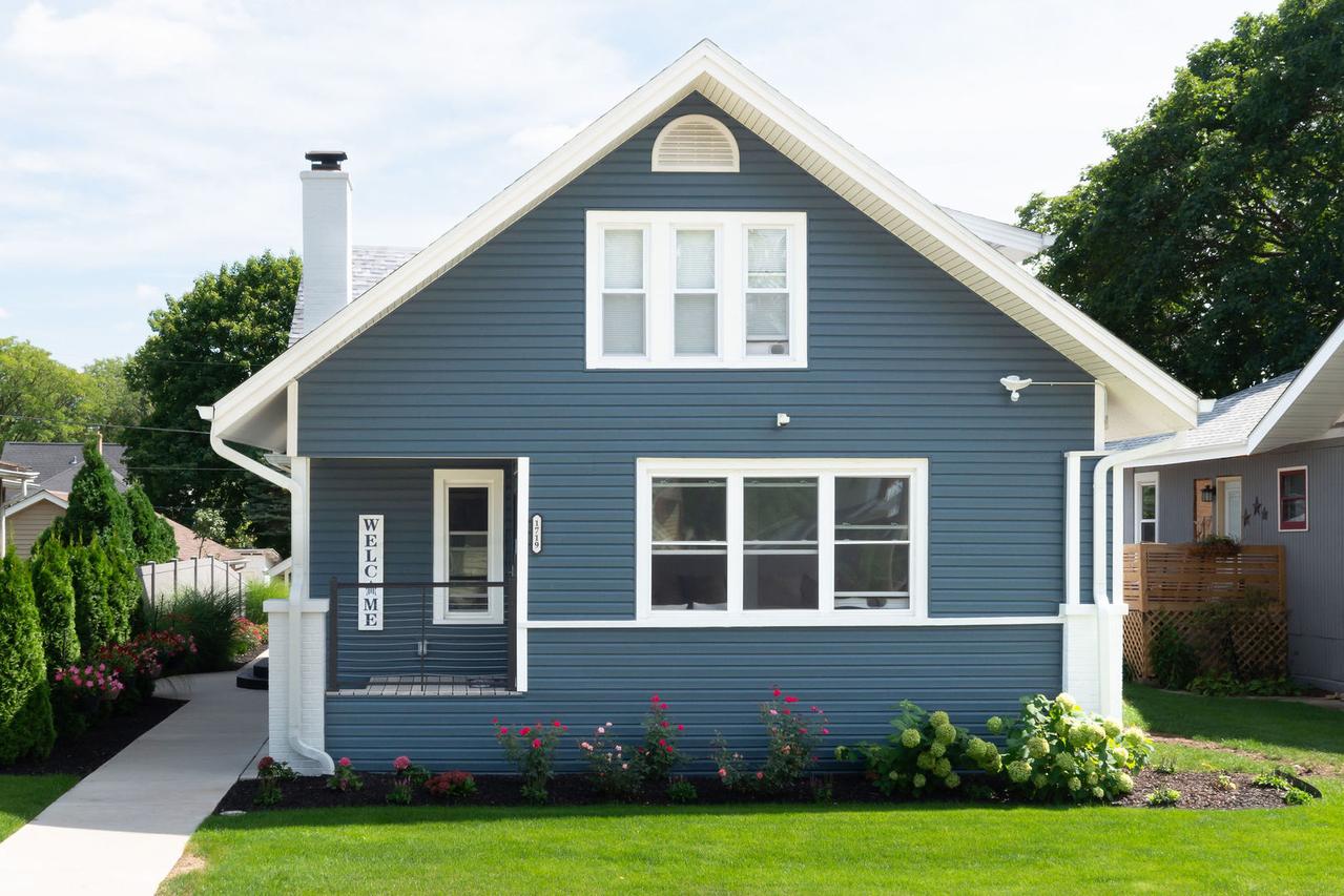 1719 Post Ave., Rockford, IL 61103