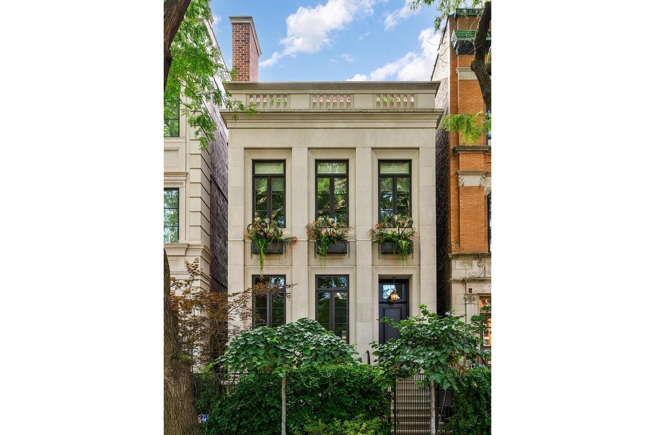 1720 N Mohawk St., Chicago, IL 60614