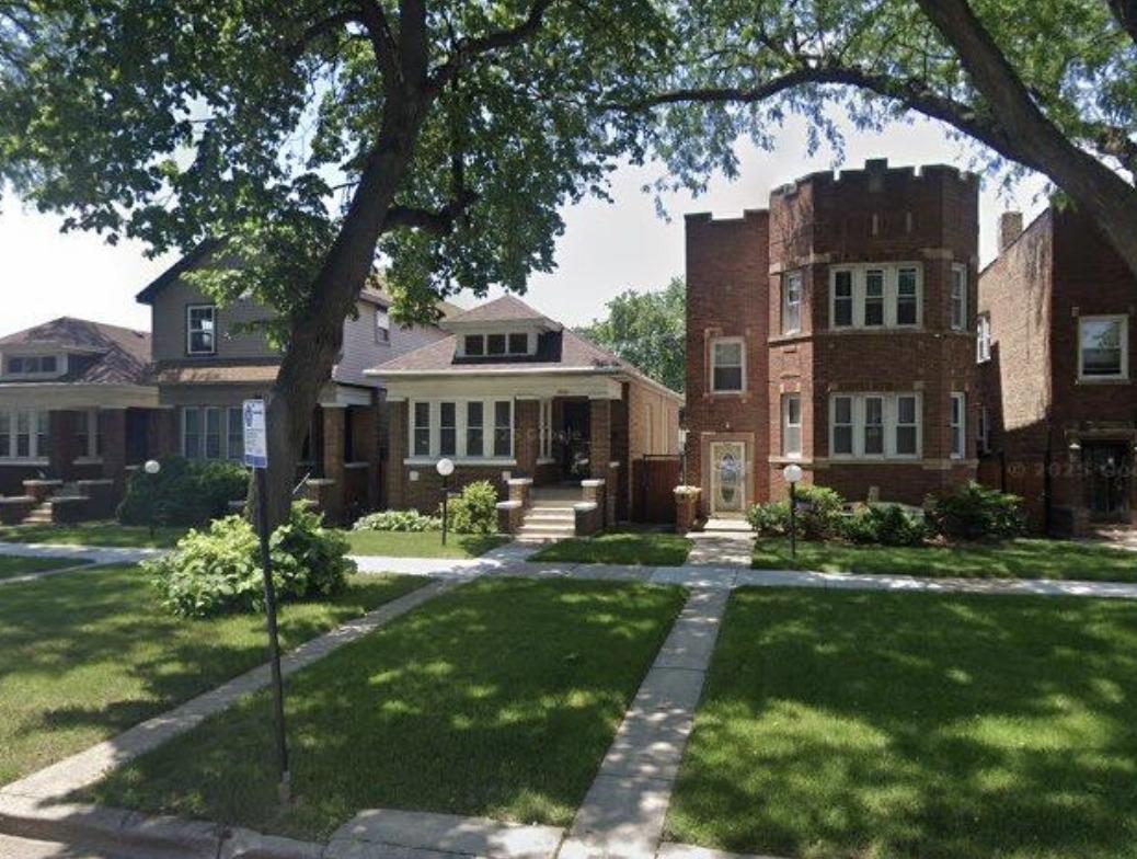 7610 S Prairie Ave., Chicago, IL 60619