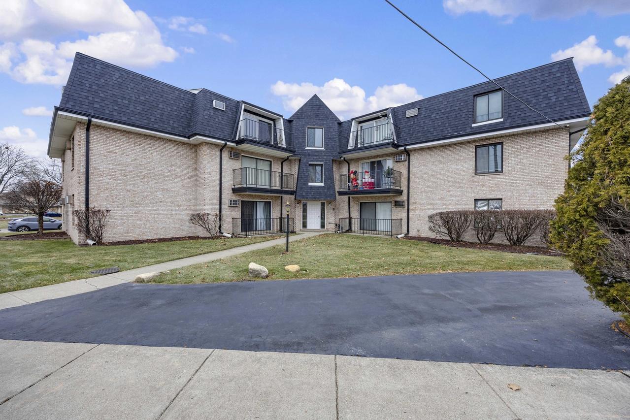 [Address Hidden by Seller], Chicago Ridge, IL 60415