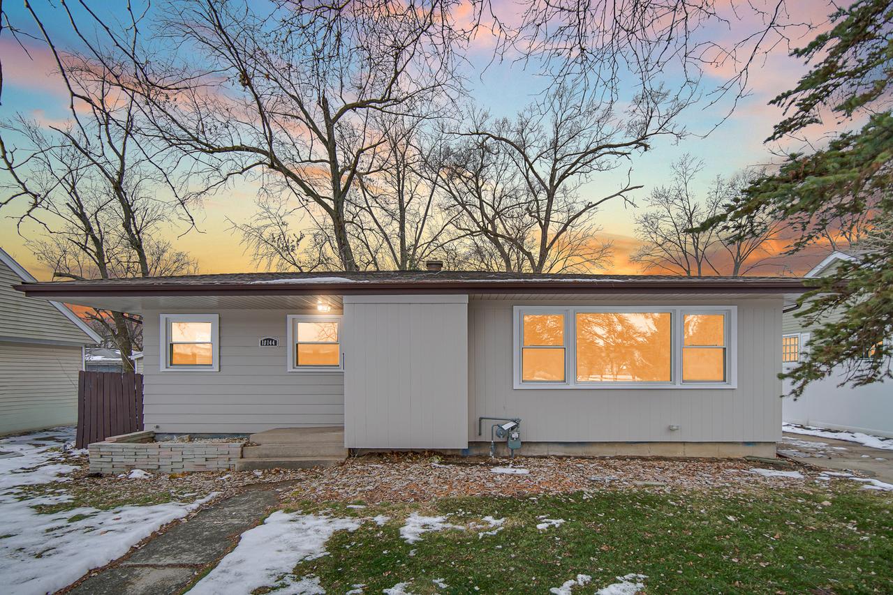 18144 Aberdeen St., Homewood, IL 60430