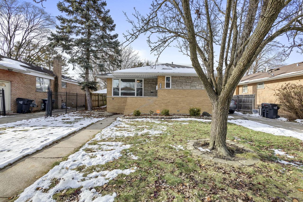 16058 Drexel Ave., South Holland, IL 60473