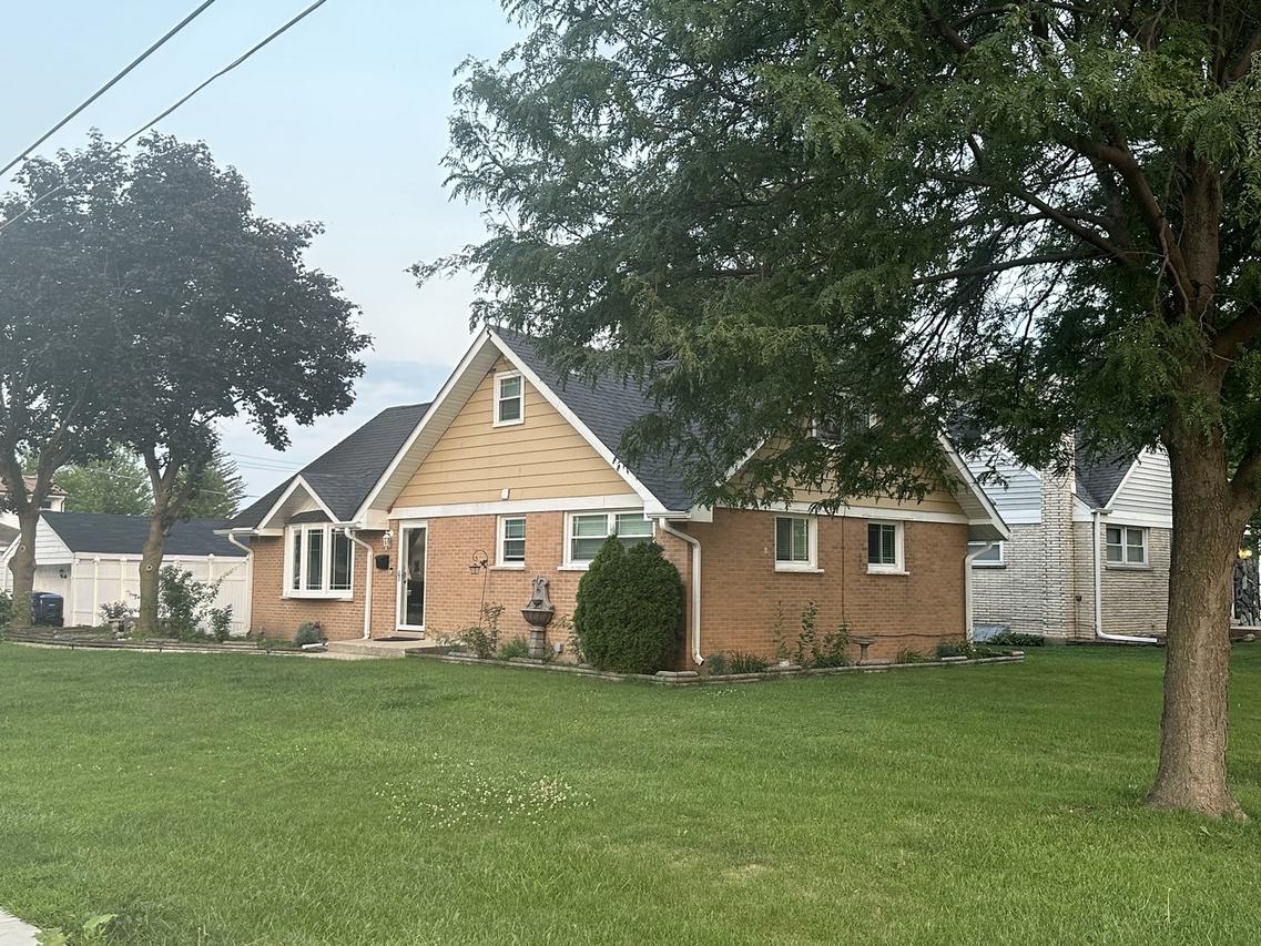 411 E Le Moyne Ave., Northlake, IL 60164