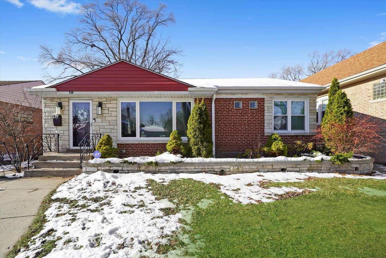 7518 Karlov Ave., Skokie, IL 60076