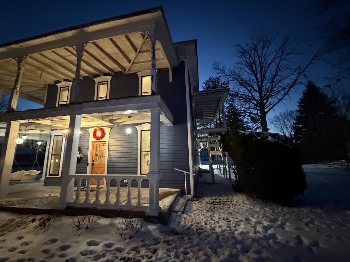 233 S Walnut St., Arthur, IL 61911