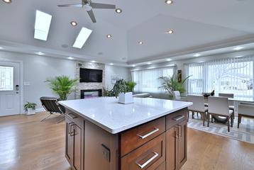 575 Bedford Ln., Des Plaines, IL 60016