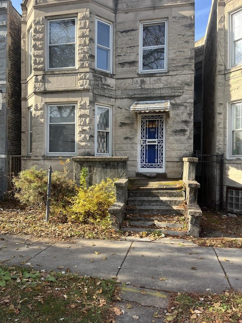 620 N Spaulding Ave., Chicago, IL 60624