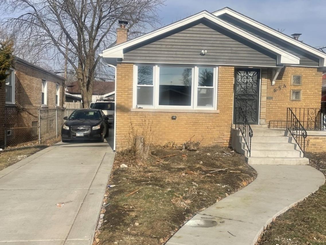 654 W 111th St., Chicago, IL 60628