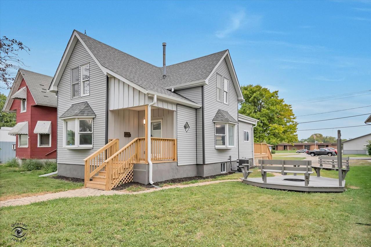 1032 S East Ave., Kankakee, IL 60901