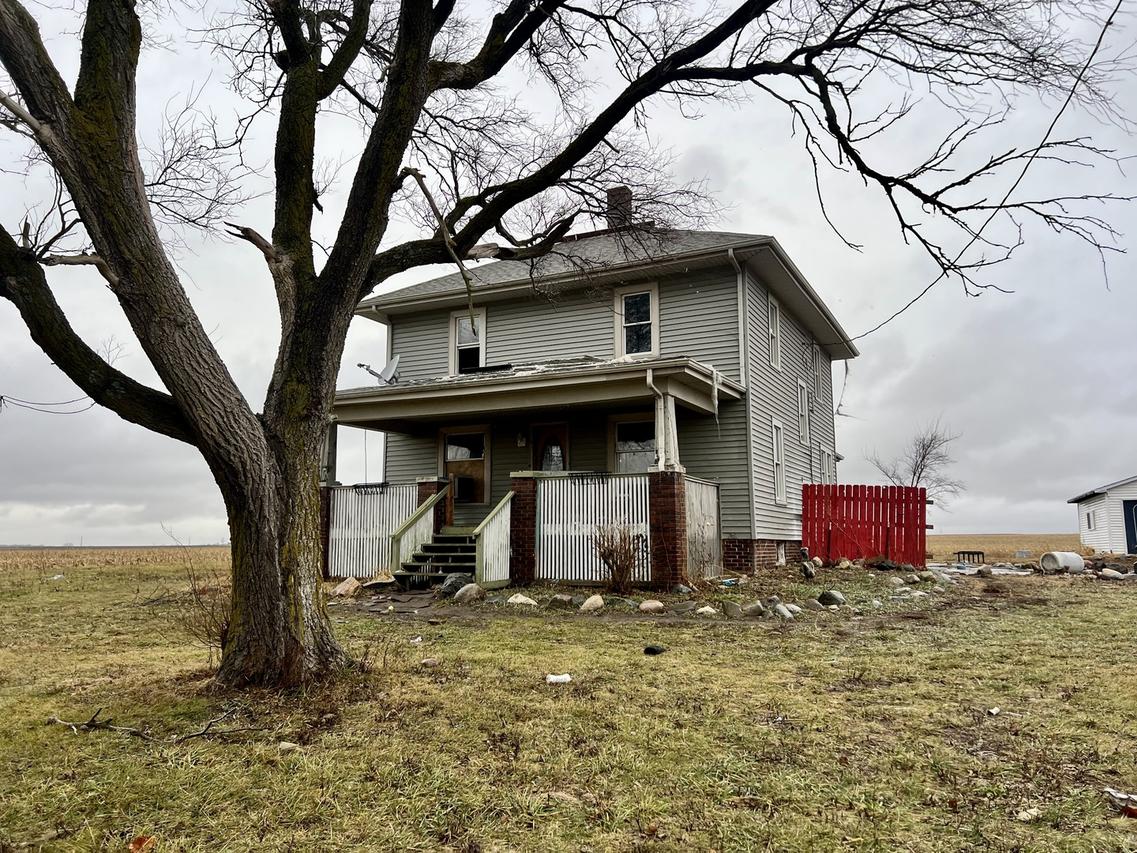 2728 County Road 3500, Penfield, IL 61862