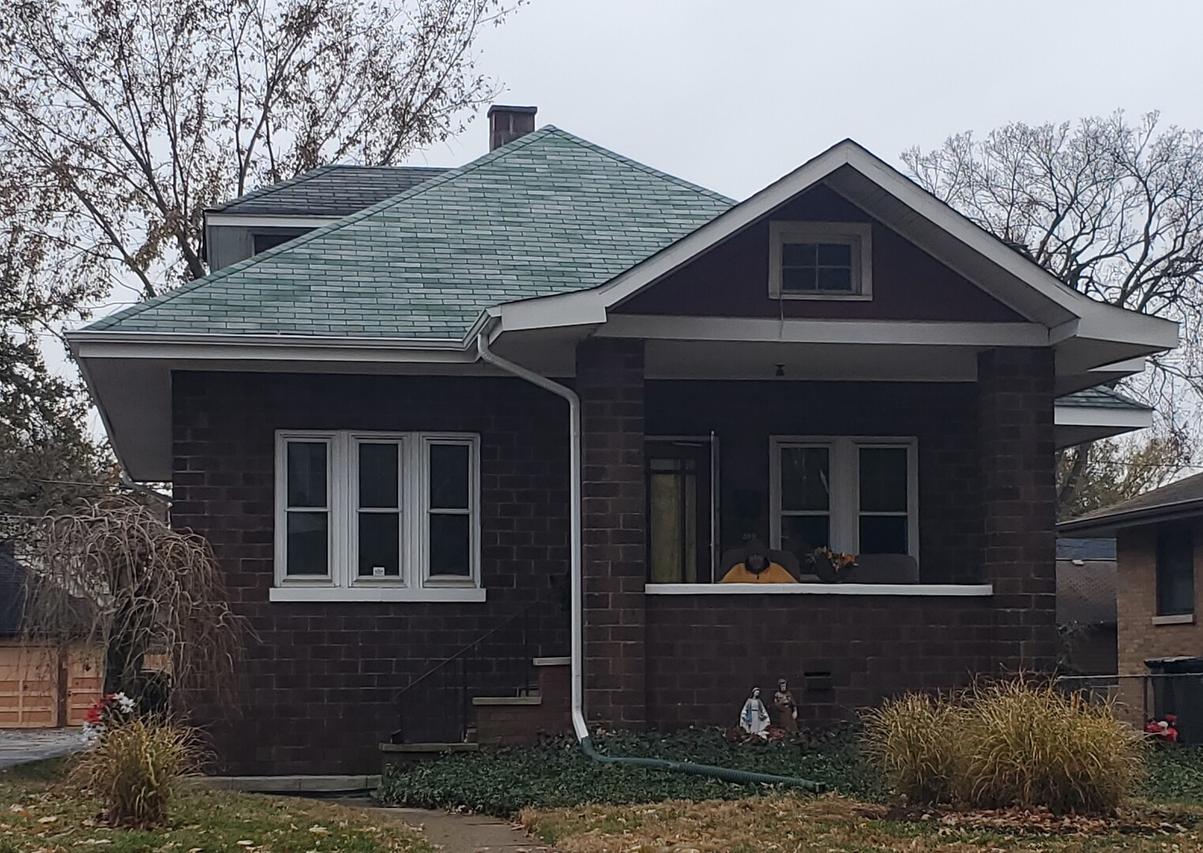 289 Lawton Rd., Riverside, IL 60546