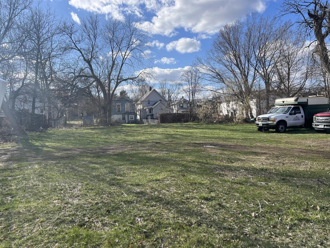 311 N Hickory St., Joliet, IL 60435