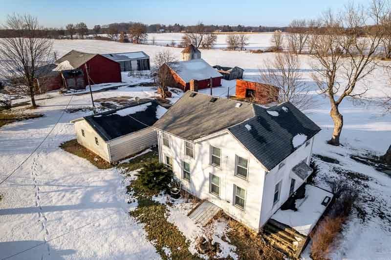 9202 Town Hall Rd., Belvidere, IL 61008