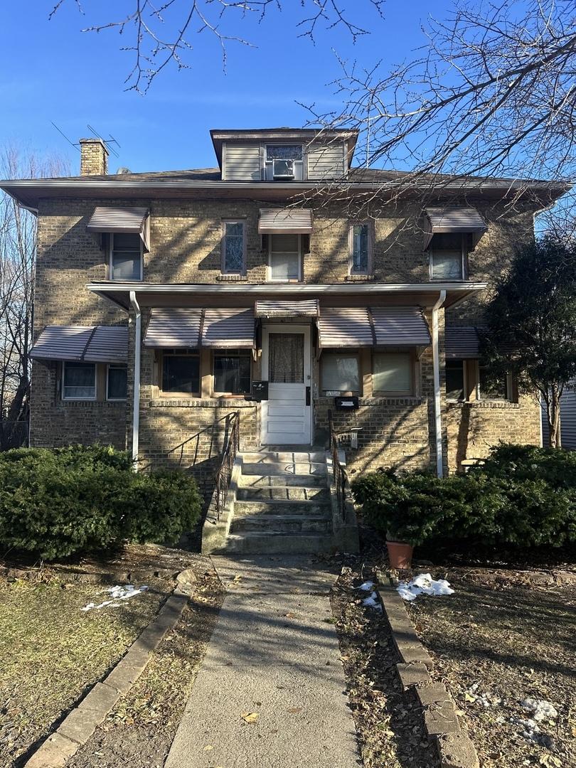 2025 Dodge Ave., Evanston, IL 60201