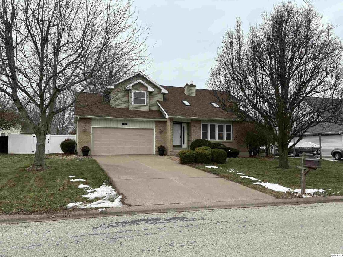 1414 S 46th St., Quincy, IL 62301
