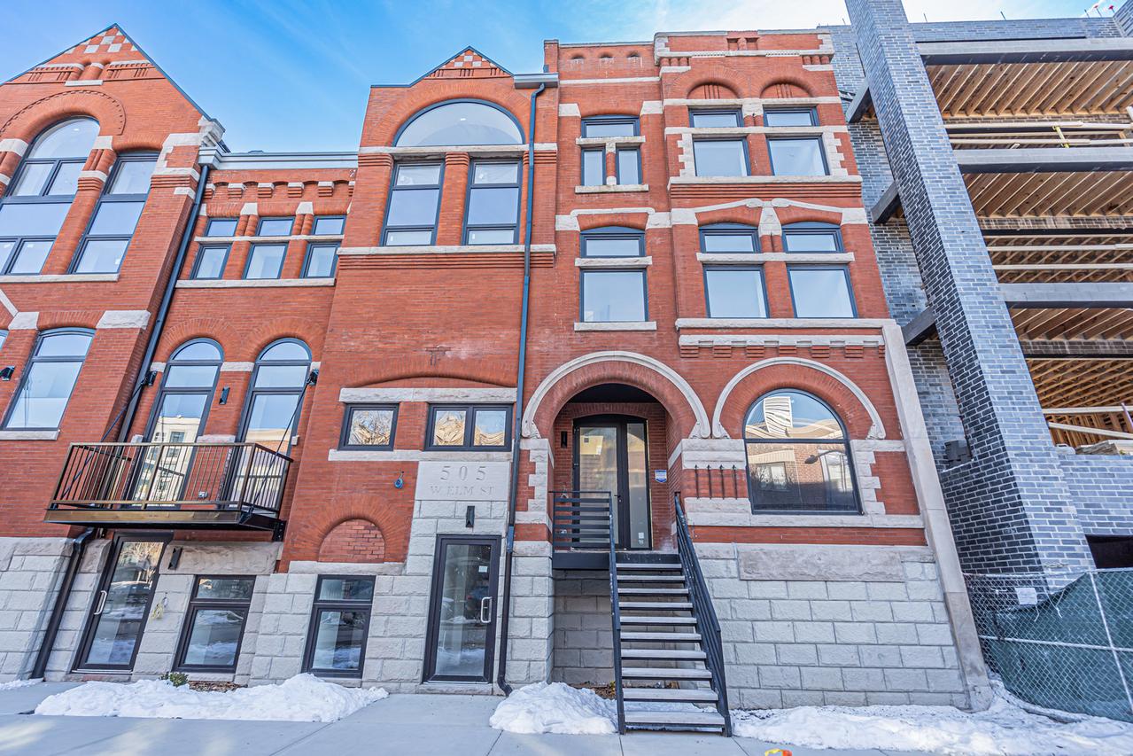 505 W Elm Ave. #7, Chicago, IL 60610