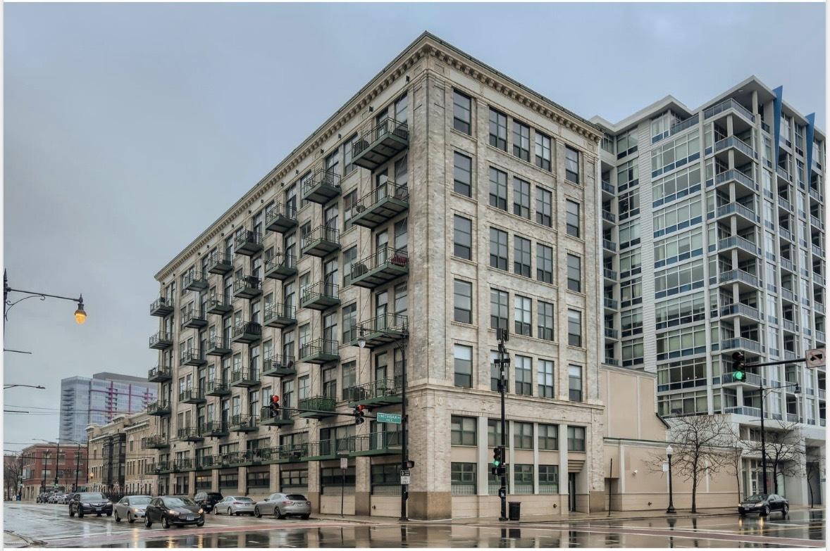 1801 S Michigan Ave. #302, Chicago, IL 60616