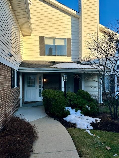 546 Willowcreek Ct., Clarendon Hills, IL 60514