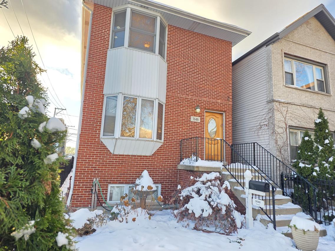 3646 S Parnell Ave., Chicago, IL 60609
