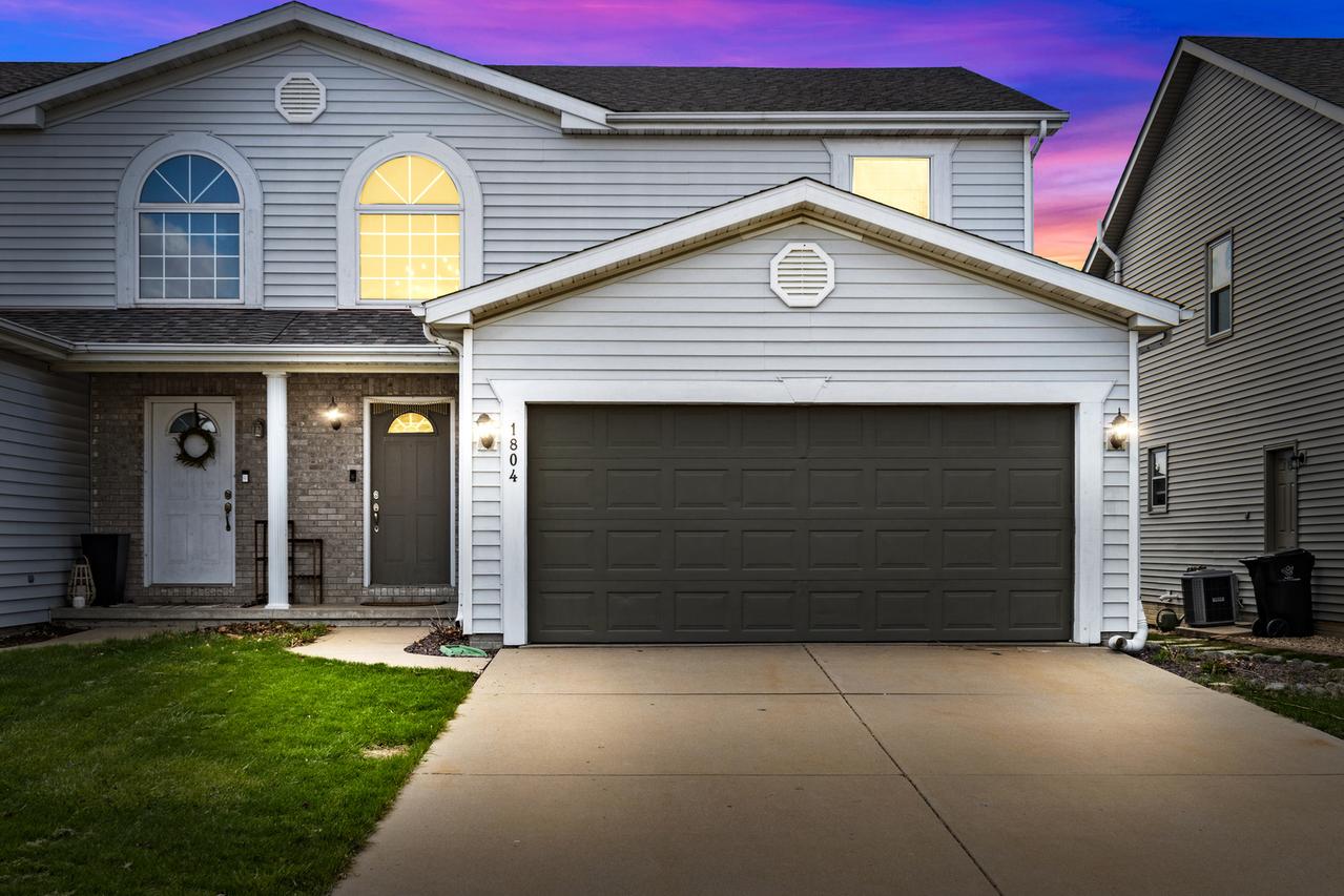 1804 Vladimir Dr., Bloomington, IL 61704