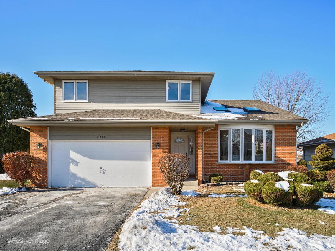 18036 Vista Dr., Country Club Hills, IL 60478