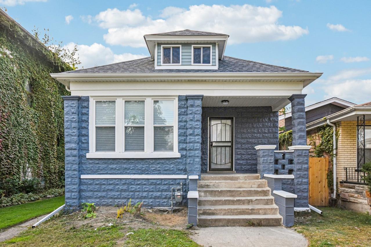 8536 S Maryland Ave., Chicago, IL 60619