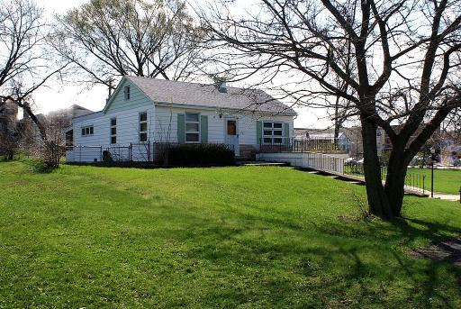 4707 Garfield Ave., Lisle, IL 60532