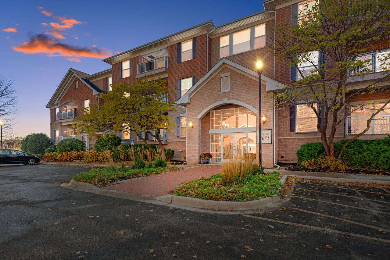 [Address Hidden by Seller], Geneva, IL 60134