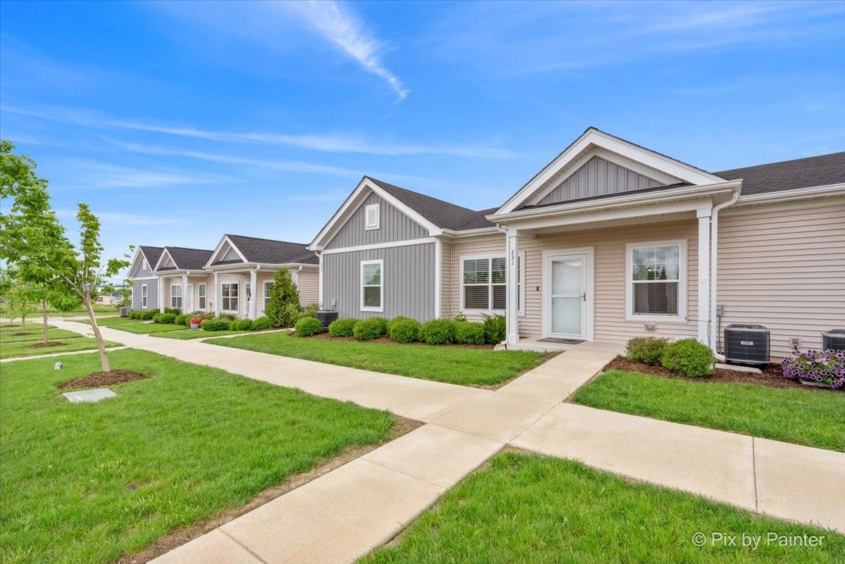 231 S Walnut St., Cortland, IL 60112