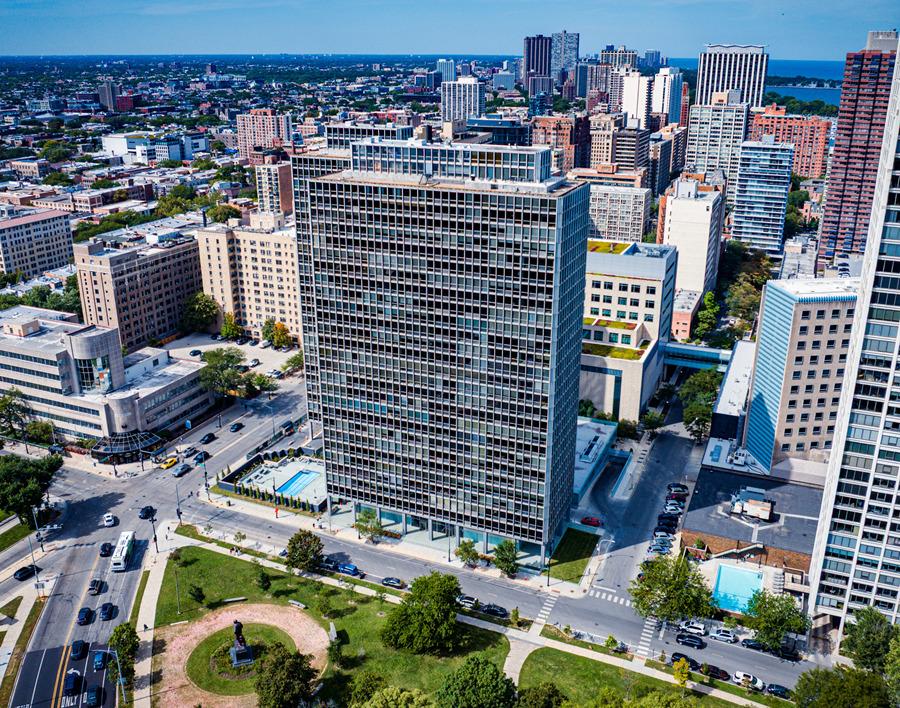 330 W Diversey Pkwy. #1508, Chicago, IL 60657