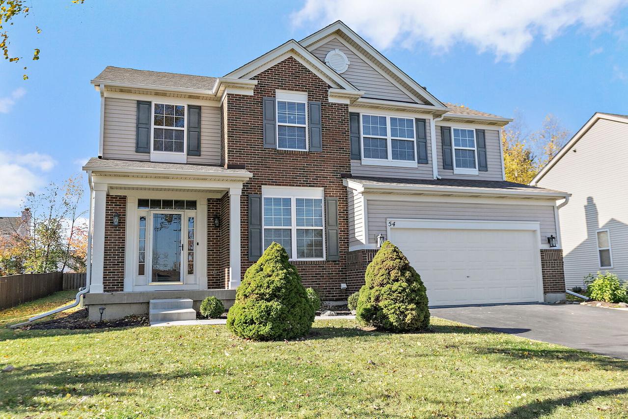 54 Meadows Dr., Gilberts, IL 60136
