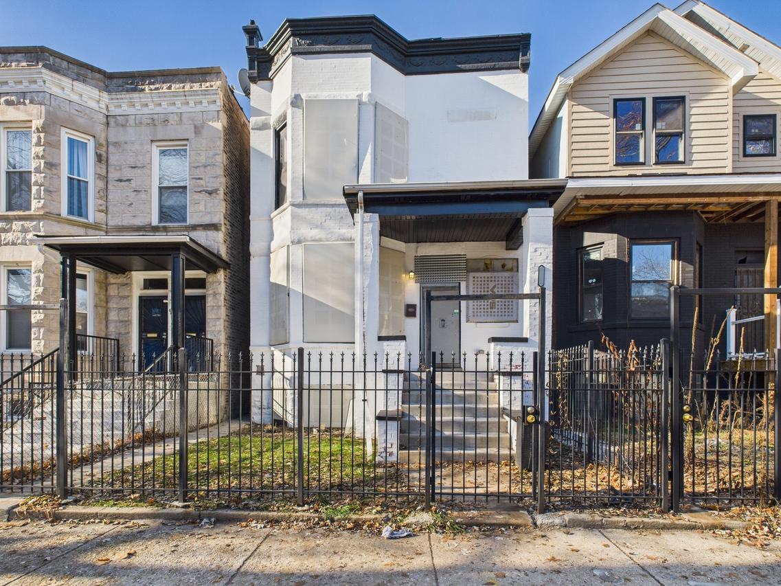 6642 S Drexel Ave., Chicago, IL 60637