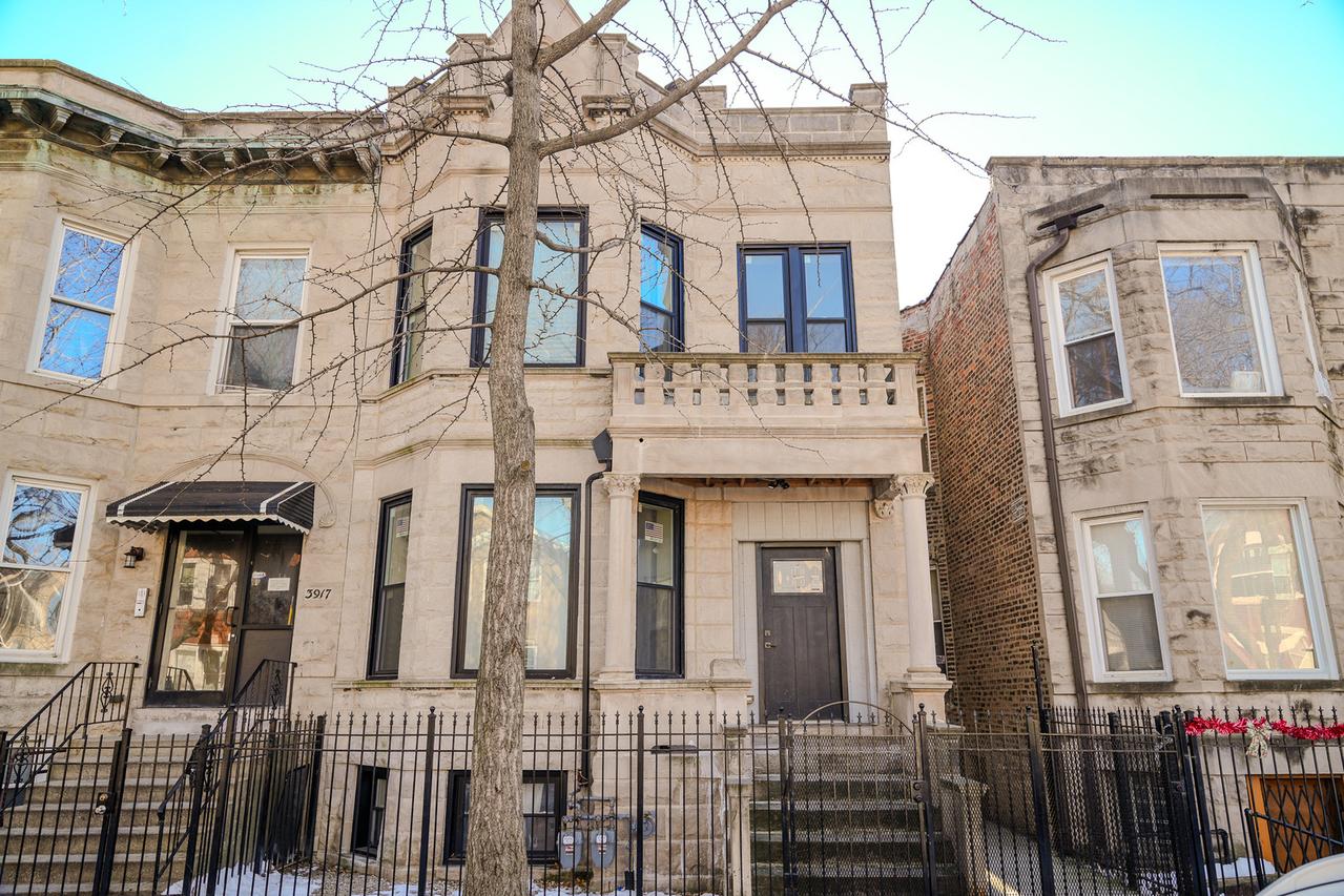 3919 W Flournoy St., Chicago, IL 60624