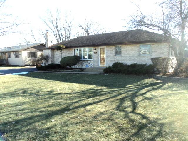 7711 W 82nd St., Bridgeview, IL 60455