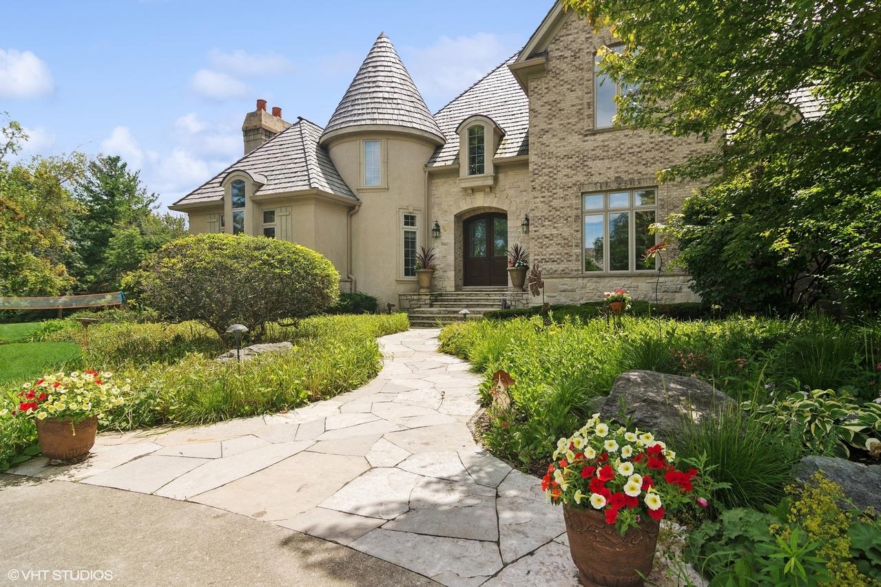 5881 Teal Ln., Long Grove, IL 60047