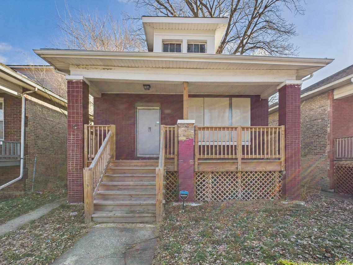 7425 S Perry Ave., Chicago, IL 60621