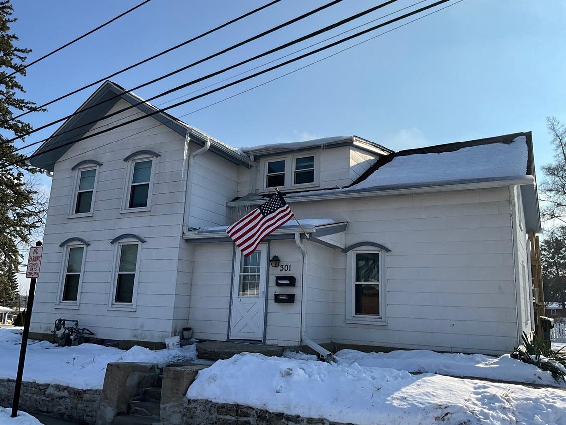 [Address Hidden by Seller], South Elgin, IL 60177