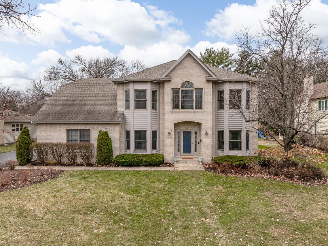 6208 Osage Ave., Downers Grove, IL 60516