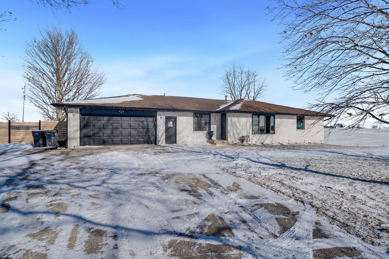 2481 Gleasman Rd., Rockford, IL 61103