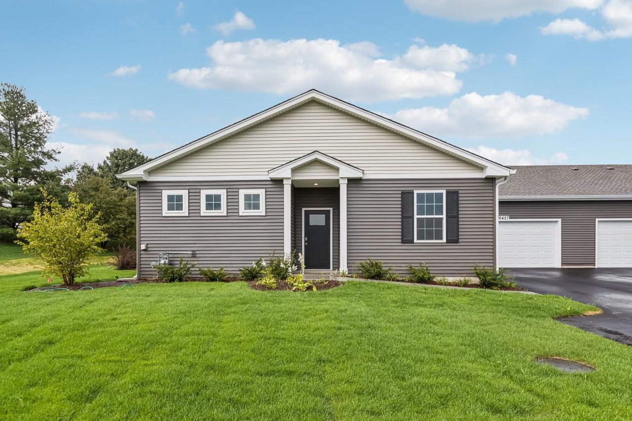 6477 Juniper Dr., Wonder Lake, IL 60097